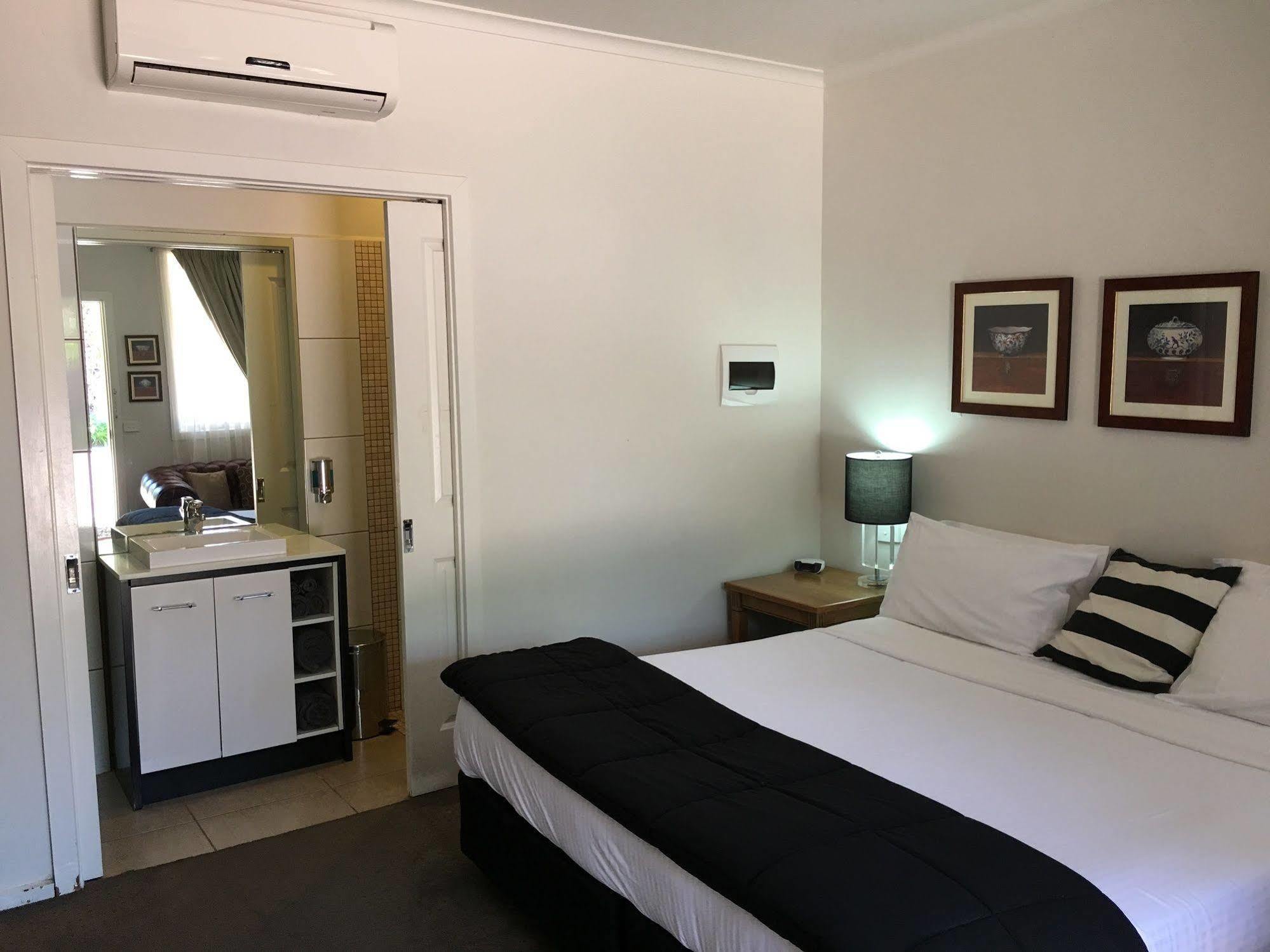 Norwood House Motel & Receptions Mornington Exterior foto